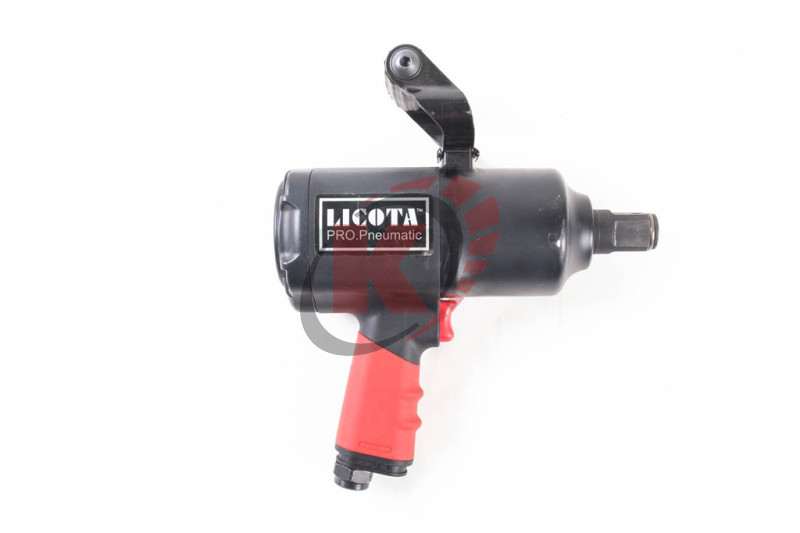 Пневмогайковерт 1" 2034Nm (PAW-10045S) Licota