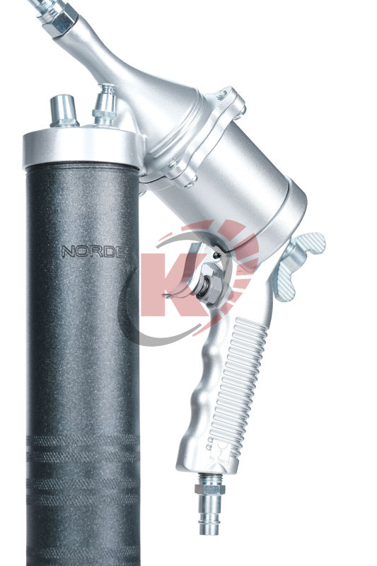 Шприц пневматический для смазки 400мл, 6,2 бар (NO3401) Nordberg