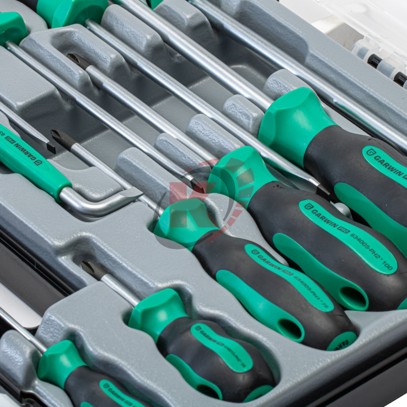 Набор отверток 12пр. в кейсе (636025) Garwin