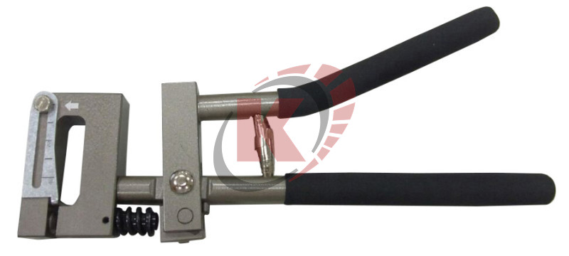 Дырокол с глубоким захватом d=5мм, s=0,8мм (ATG-4005) Licota