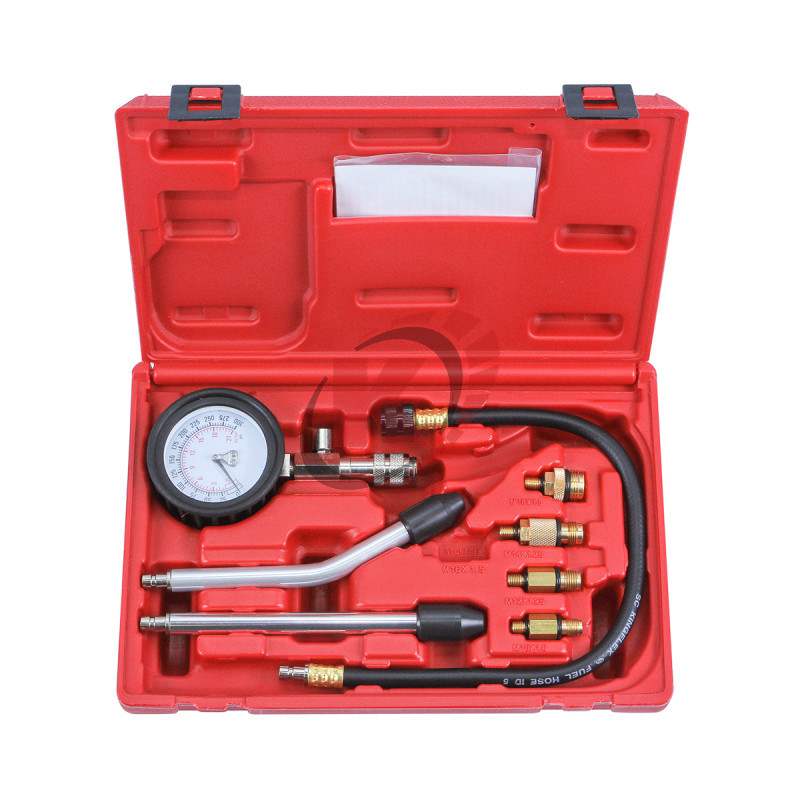 Компрессометр бенз. с насадками и переходниками (ATP-2075) Licota