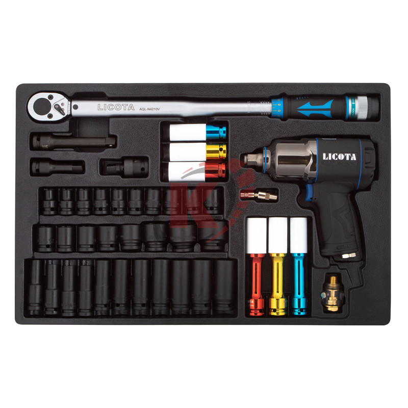 Набор головок с гайковертом и динамом. ключем 42пр. в ложем. (ACK-381001) Licota АКЦИЯ
