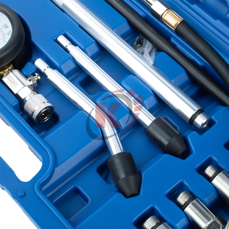 Компрессометр бензиновый с адаптерами и удлинителями (A71057) SpecX