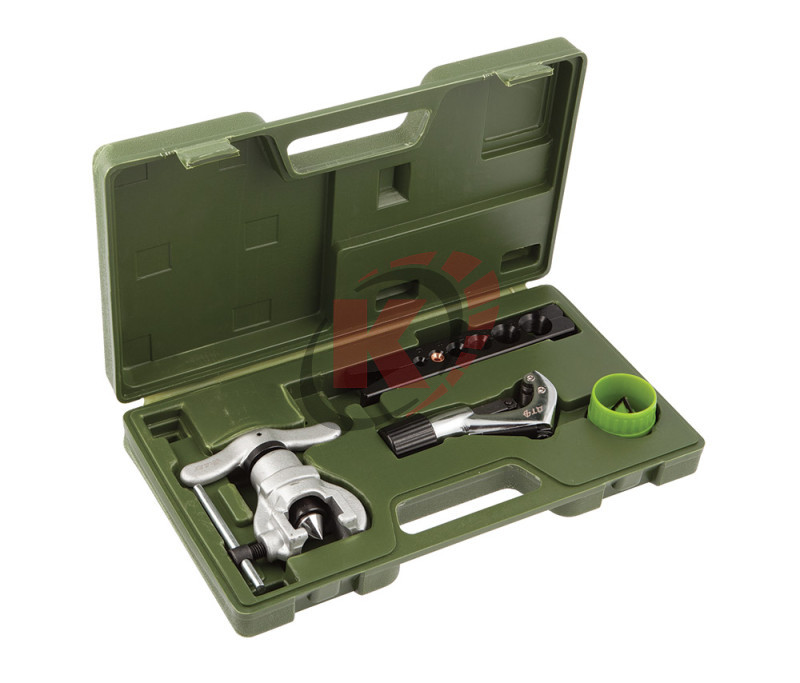 Набор для развальцовки тормозных трубок профессиональный (820314) Дело Техники