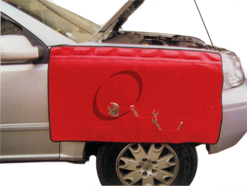 Накидка защитная на магните 1100х560мм c карманами (ATS-4084A) Licota