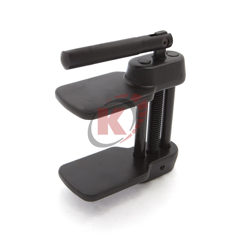 Приспособление для утапливания поршней тормозного цилиндра (820001) Дело Техники