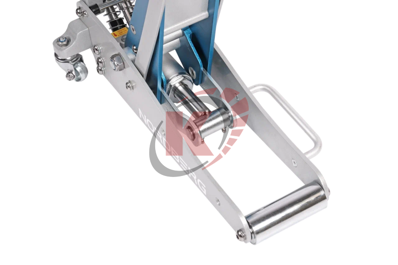 Домкрат подкатной 1,5т H=85-375мм алюминиевый (N32015) Nordberg