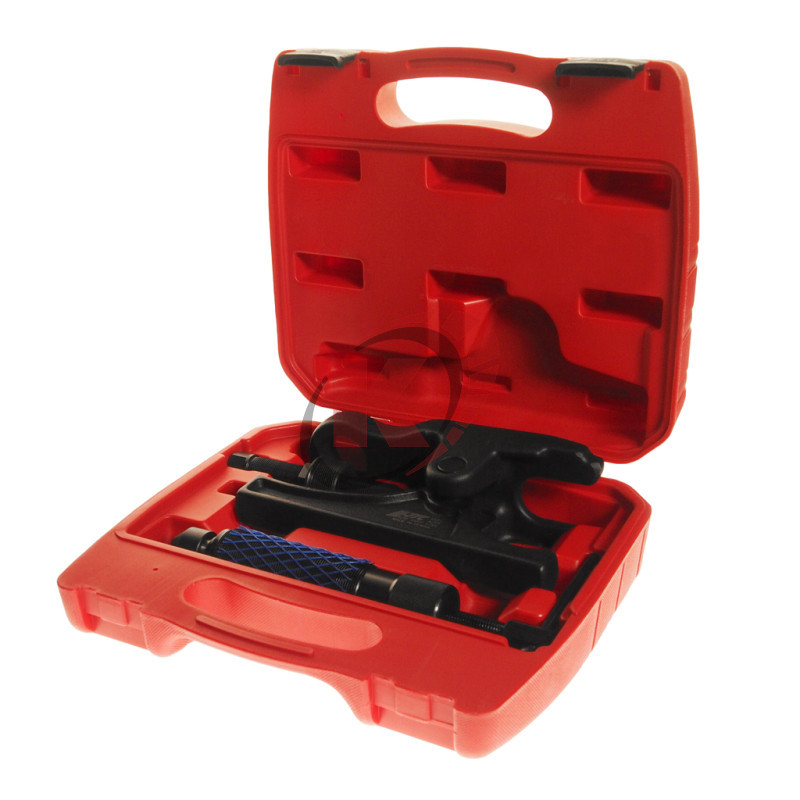 Съемник шаровых опор грузовых автомобилей, захват 70мм, ширина захвата 36мм (JTC-4891)