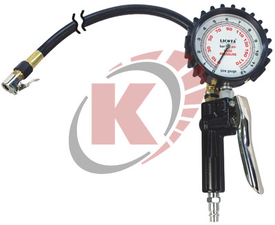 Пистолет для подкачки шин с манометром 12 bar (PAP-D057-4) Licota