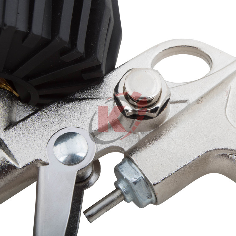 Пистолет для подкачки шин с манометром 16 bar (806008-01) Техрим