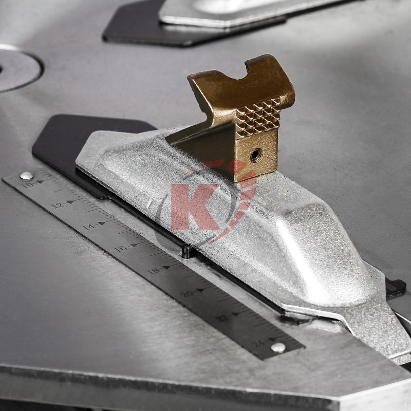 Станок шиномонтажный (RT-TCM 231) 10-24" 380V полуавтомат Runtec